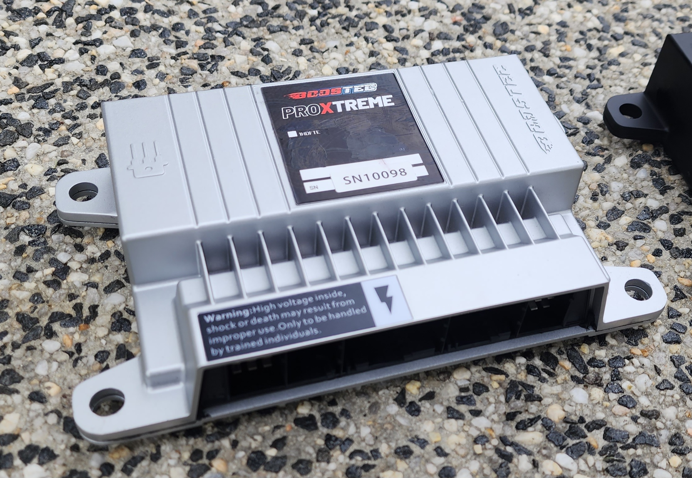 20240521_103347 Silver PROXTREME module close-up with label, 4JJ3 ECU harness.